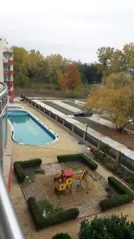 Global Ville Apartcomplex アパートホテル