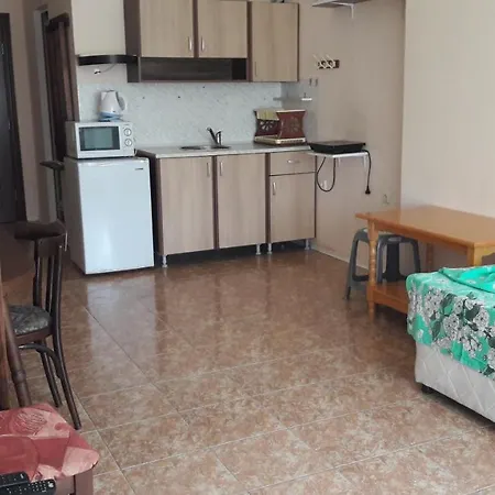 Global Ville Apartcomplex מלון דירות