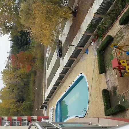 Global Ville Apartcomplex מלון דירות סאני ביץ'